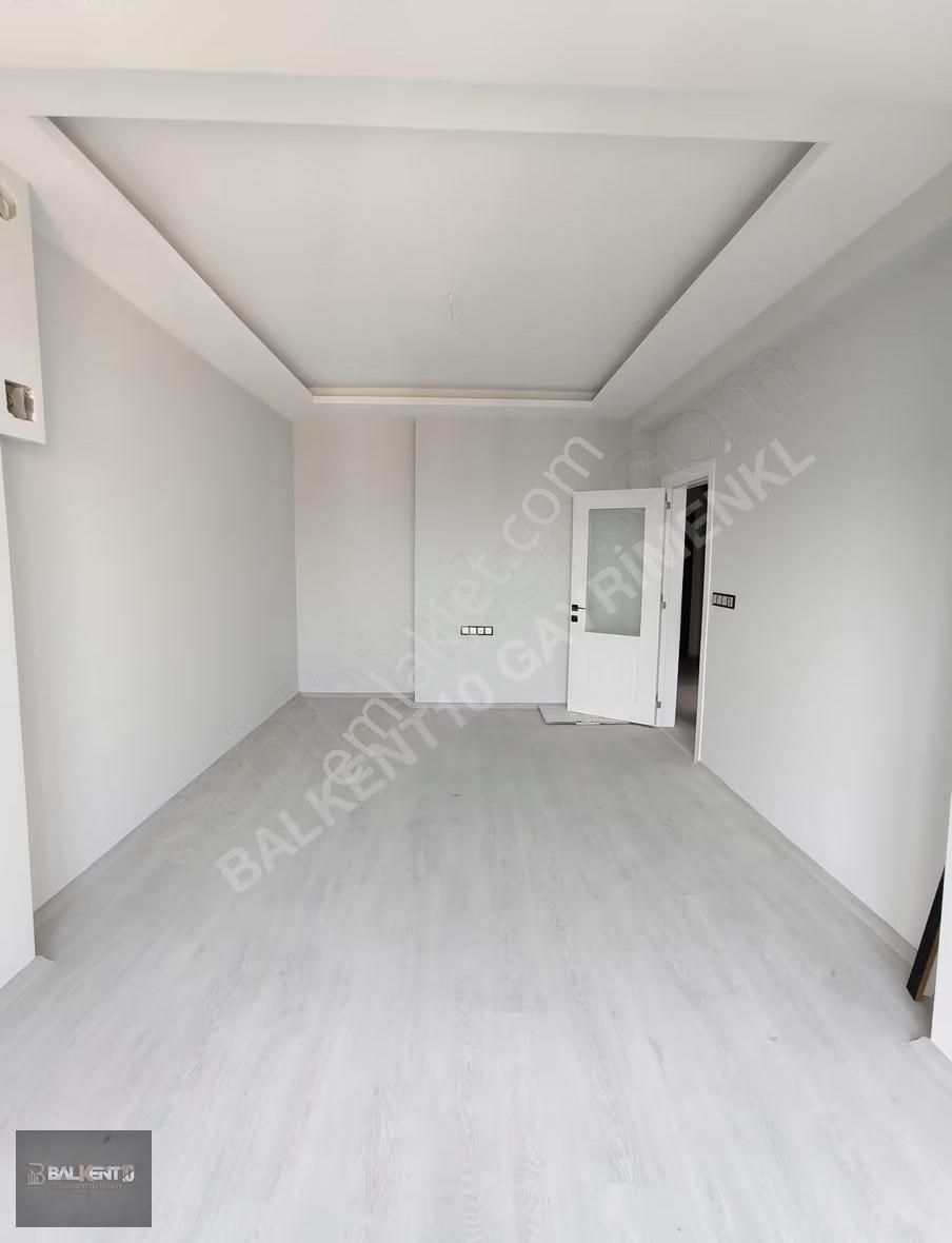 Karesi'de Köşe Sıfır 4+1 Dublex Daire - Görsel 21