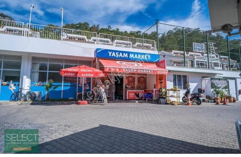 Yaşamkent'te Havuzlu Eşyalı 2+1 Kiralık Daire - Görsel 24
