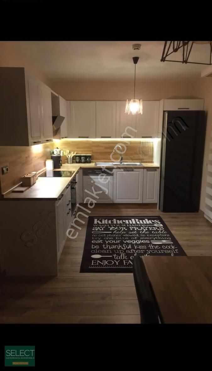 Yaşamkent'te Havuzlu Eşyalı 2+1 Kiralık Daire - Görsel 18