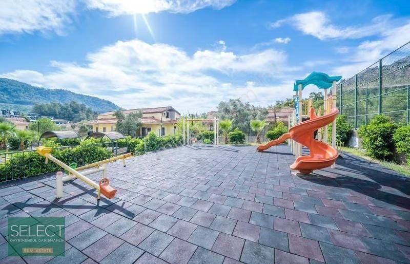Yaşamkent'te Havuzlu Eşyalı 2+1 Kiralık Daire - Görsel 22