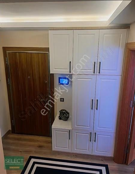 Yaşamkent'te Havuzlu Eşyalı 2+1 Kiralık Daire - Görsel 4