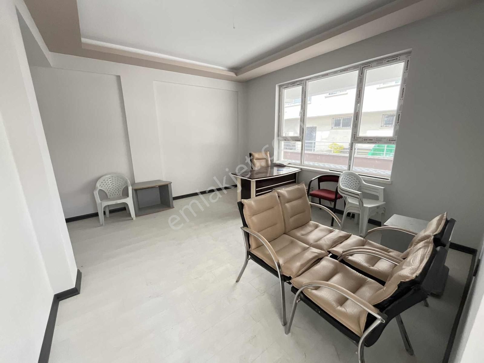 3+1 100m2 Vestiyerli Duşakabinli Geniş Ferah Fırsat Dairesi.. - Görsel 11