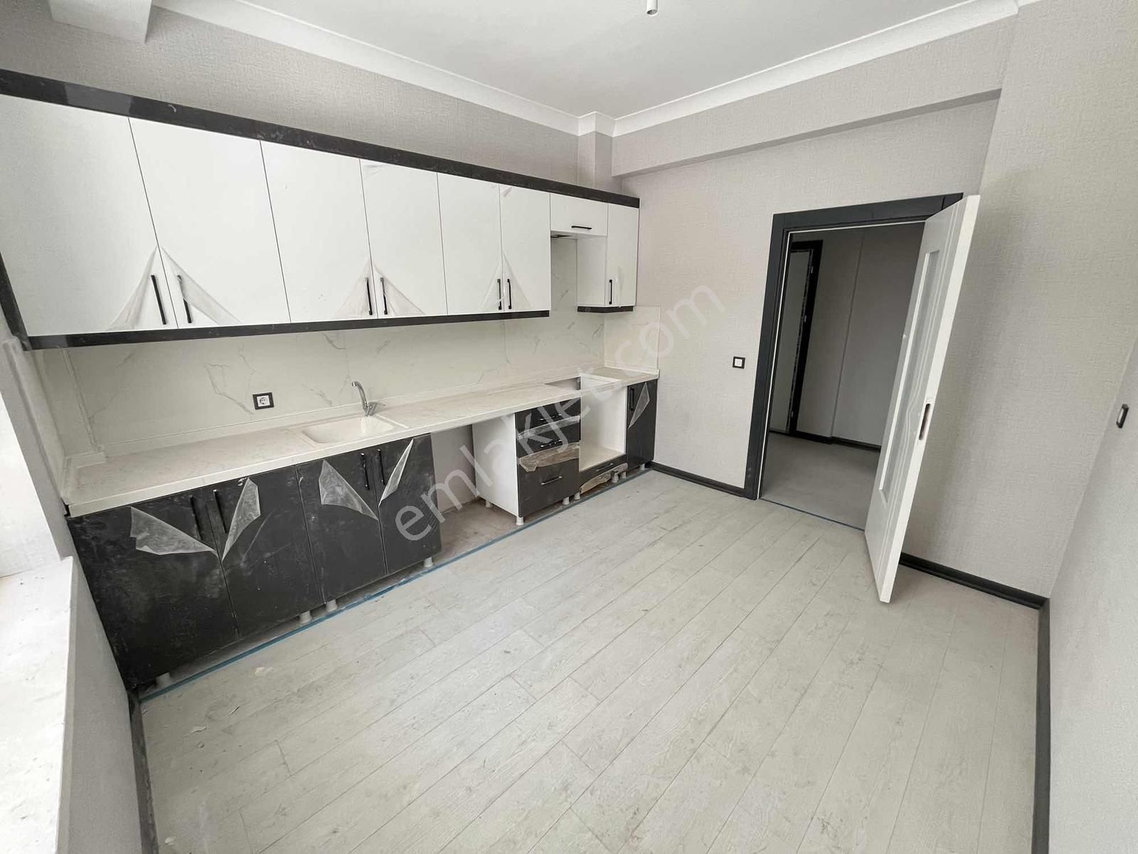 3+1 100m2 Vestiyerli Duşakabinli Geniş Ferah Fırsat Dairesi.. - Görsel 22