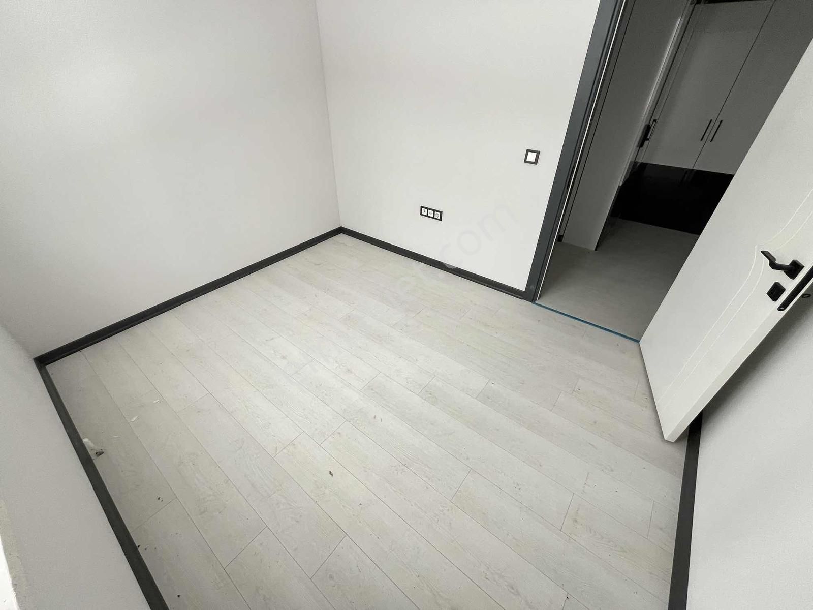 3+1 100m2 Vestiyerli Duşakabinli Geniş Ferah Fırsat Dairesi.. - Görsel 33