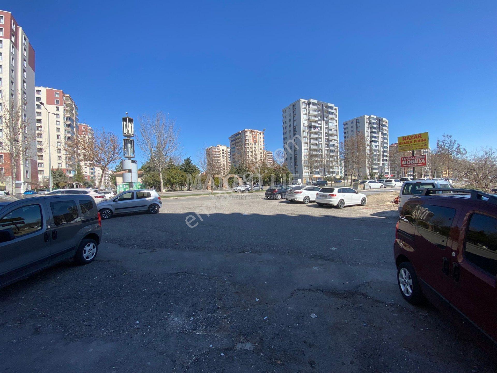 Kent Meydanına Yürüme Mesafesinde Site İçerisinde Acil Satılık Dükkan - Görsel 9
