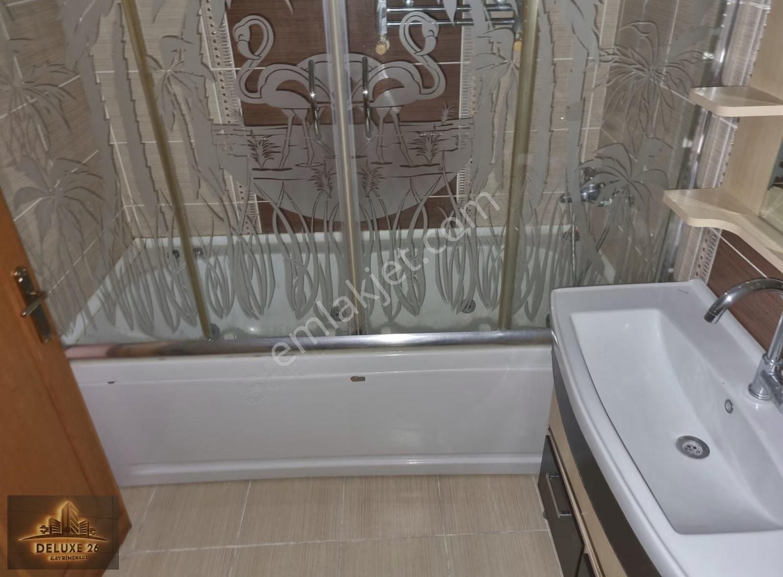 Deluxe 26 'dan Deniz Manzaralı Balkonlu İskeleye 10 Dk 3+1 Daire - Görsel 9