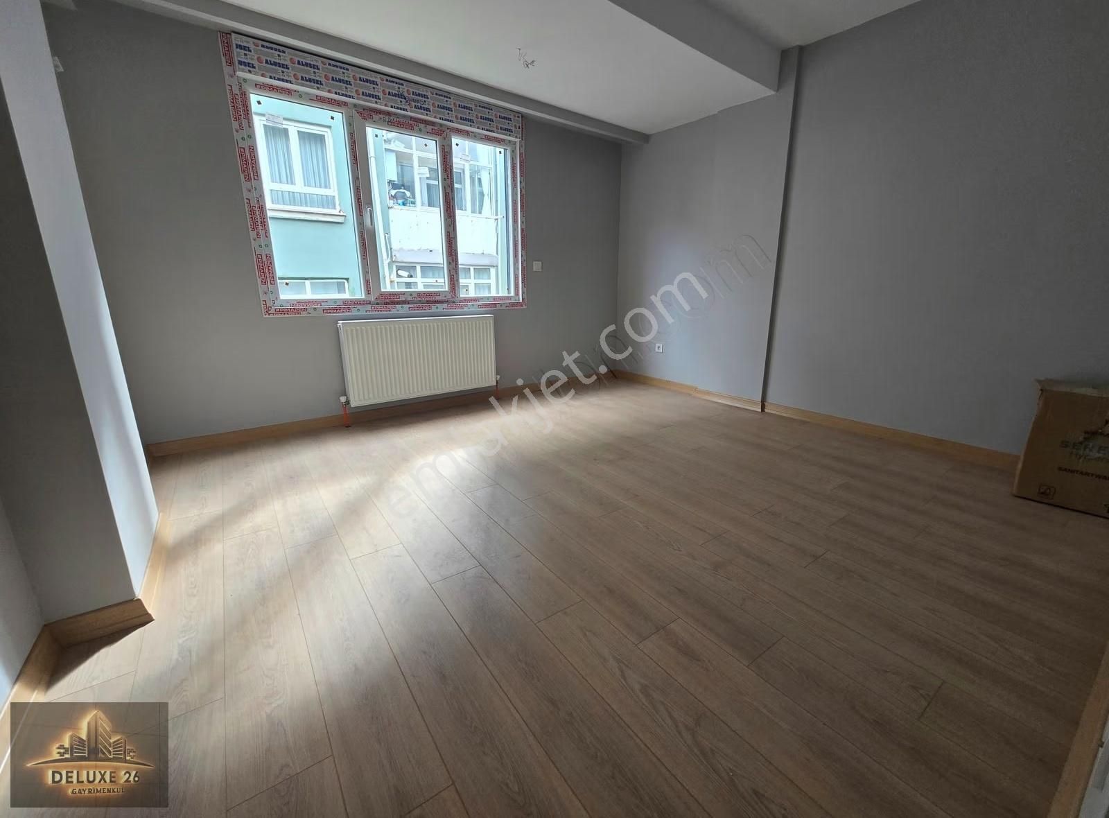 Deluxe 26 ' Dan Yeni Binada Bağlarbaşı Metroya 10 Dk 1+1 Fırsatt - Görsel 2