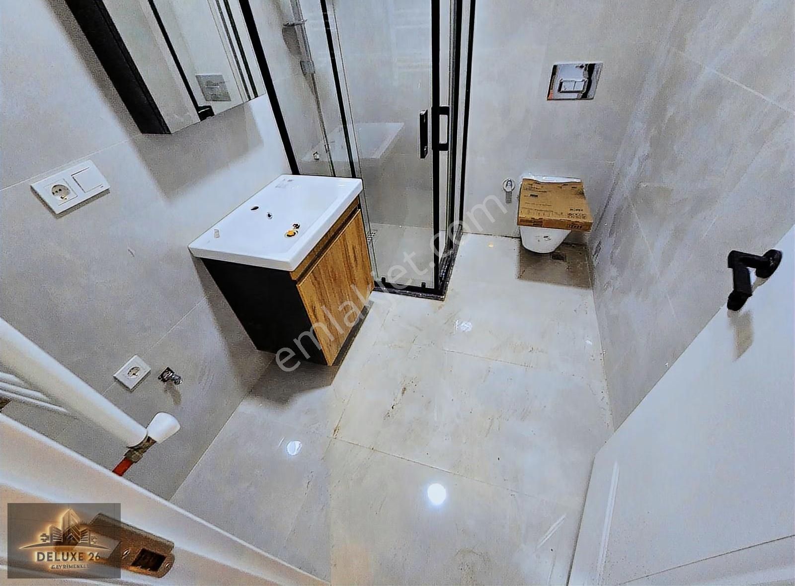 Deluxe 26 ' Dan Yeni Binada Bağlarbaşı Metroya 10 Dk 1+1 Fırsatt - Görsel 10