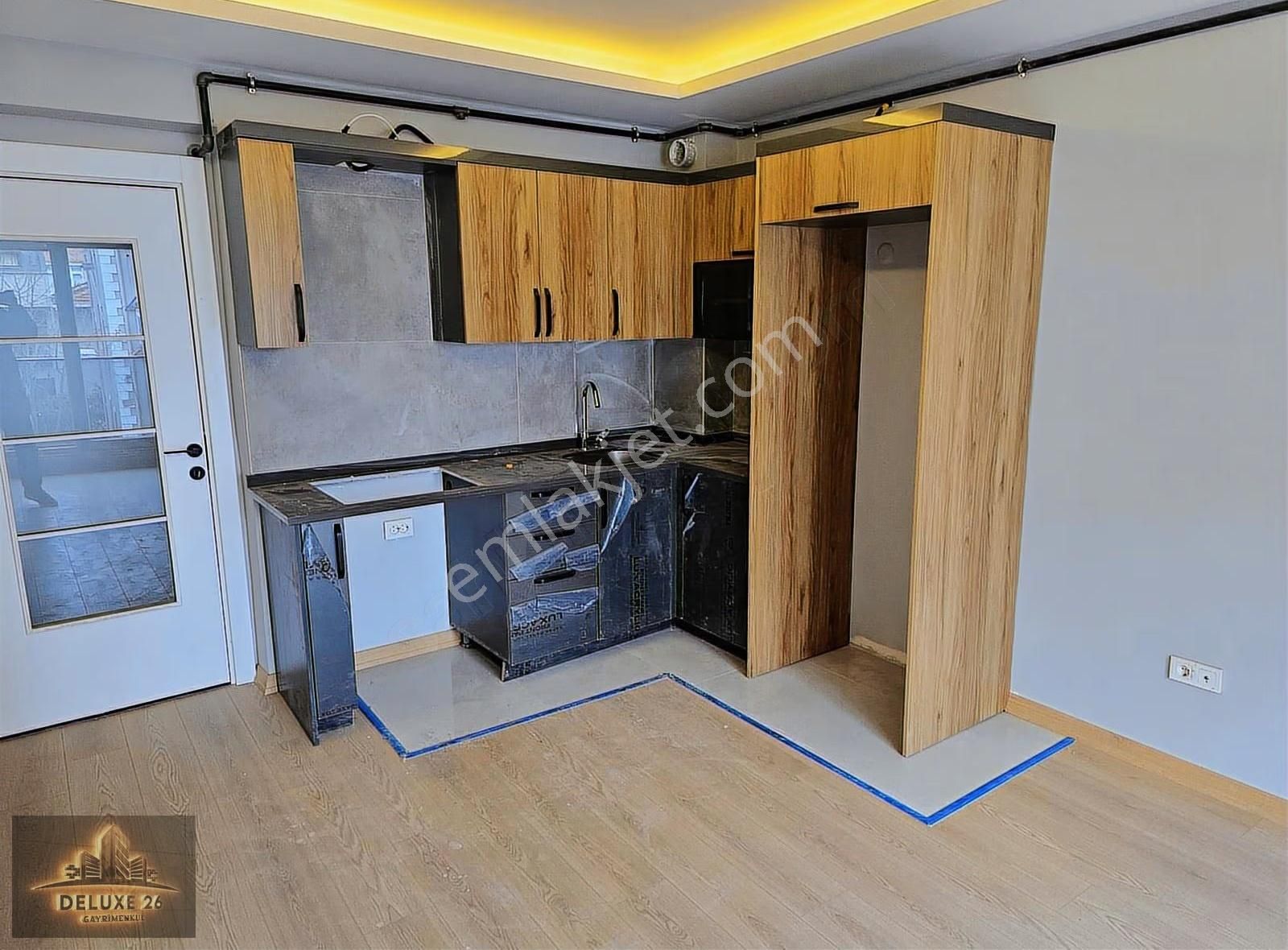 Deluxe 26 ' Dan Yeni Binada Bağlarbaşı Metroya 10 Dk 1+1 Fırsatt - Görsel 13