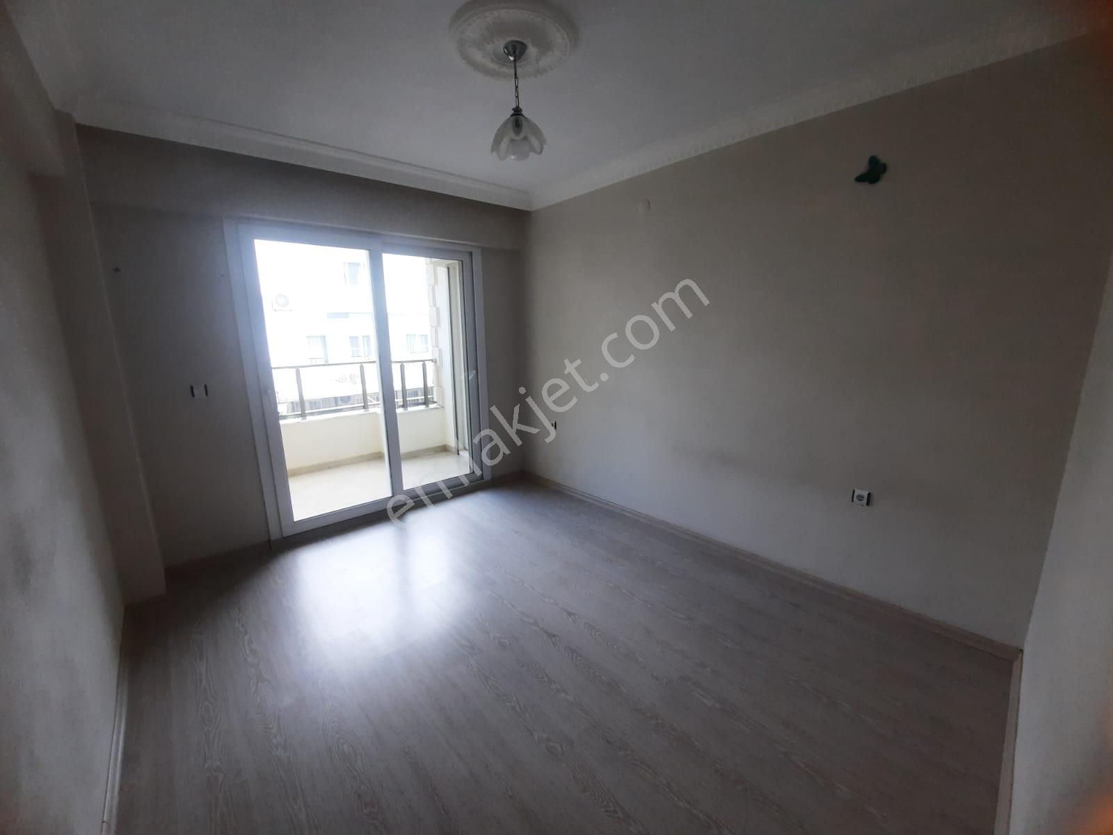 Yeni Mahallede Kiralık 2+1 Açık Mutfak Daire - Görsel 3