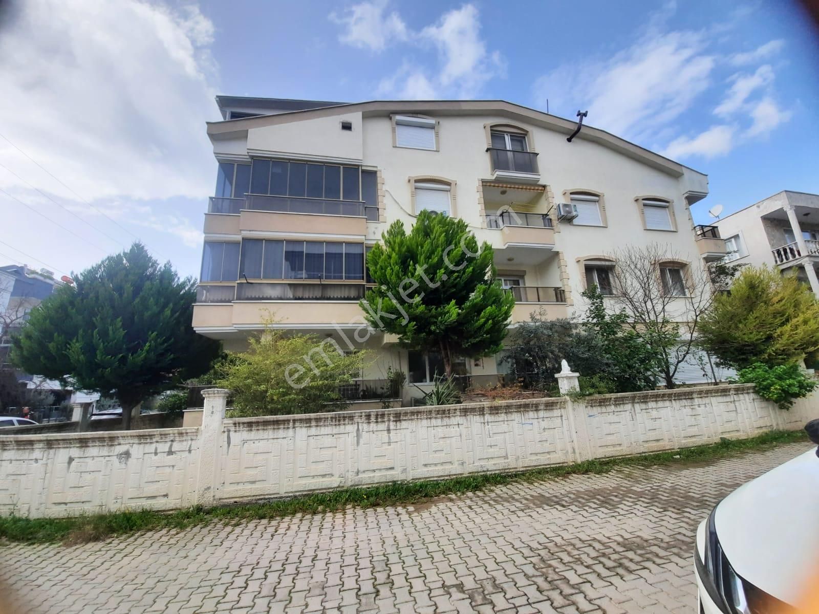 Yeni Mahallede Kiralık 2+1 Açık Mutfak Daire - Görsel 2
