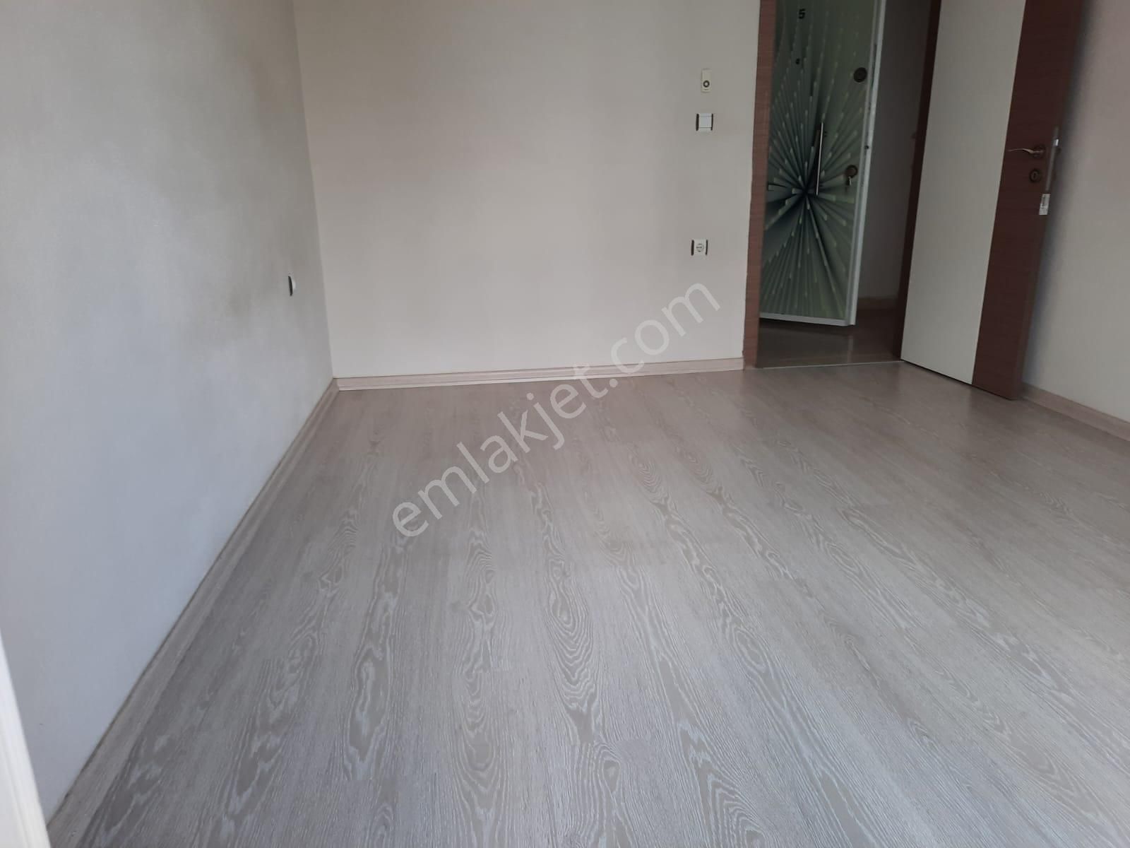 Yeni Mahallede Kiralık 2+1 Açık Mutfak Daire - Görsel 7
