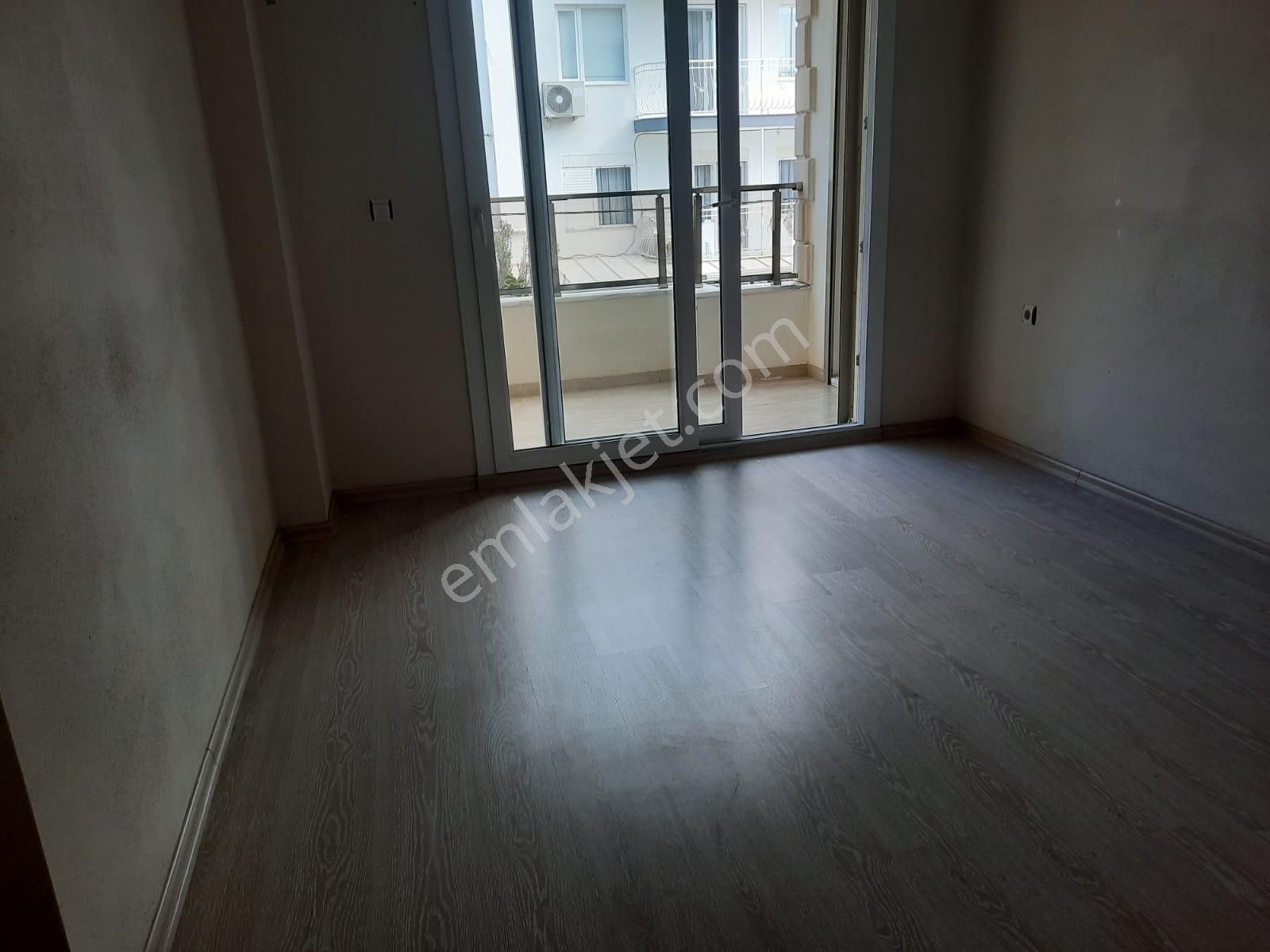 Yeni Mahallede Kiralık 2+1 Açık Mutfak Daire - Görsel 6