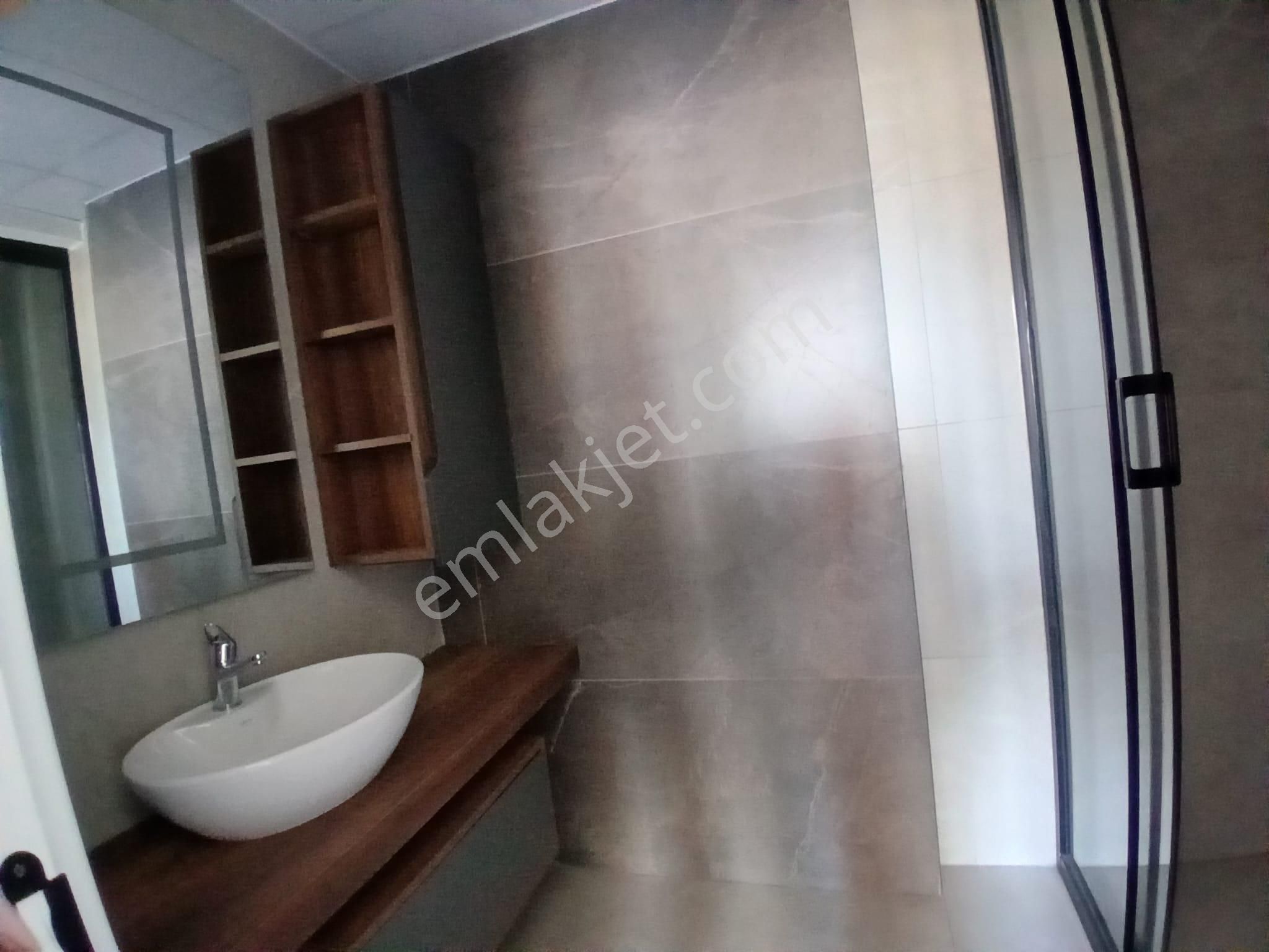 Tece Deniz Mah.de Denize 200 Mt. Mesafe'de Sosyal Aktiviteli 2+1 - Görsel 5