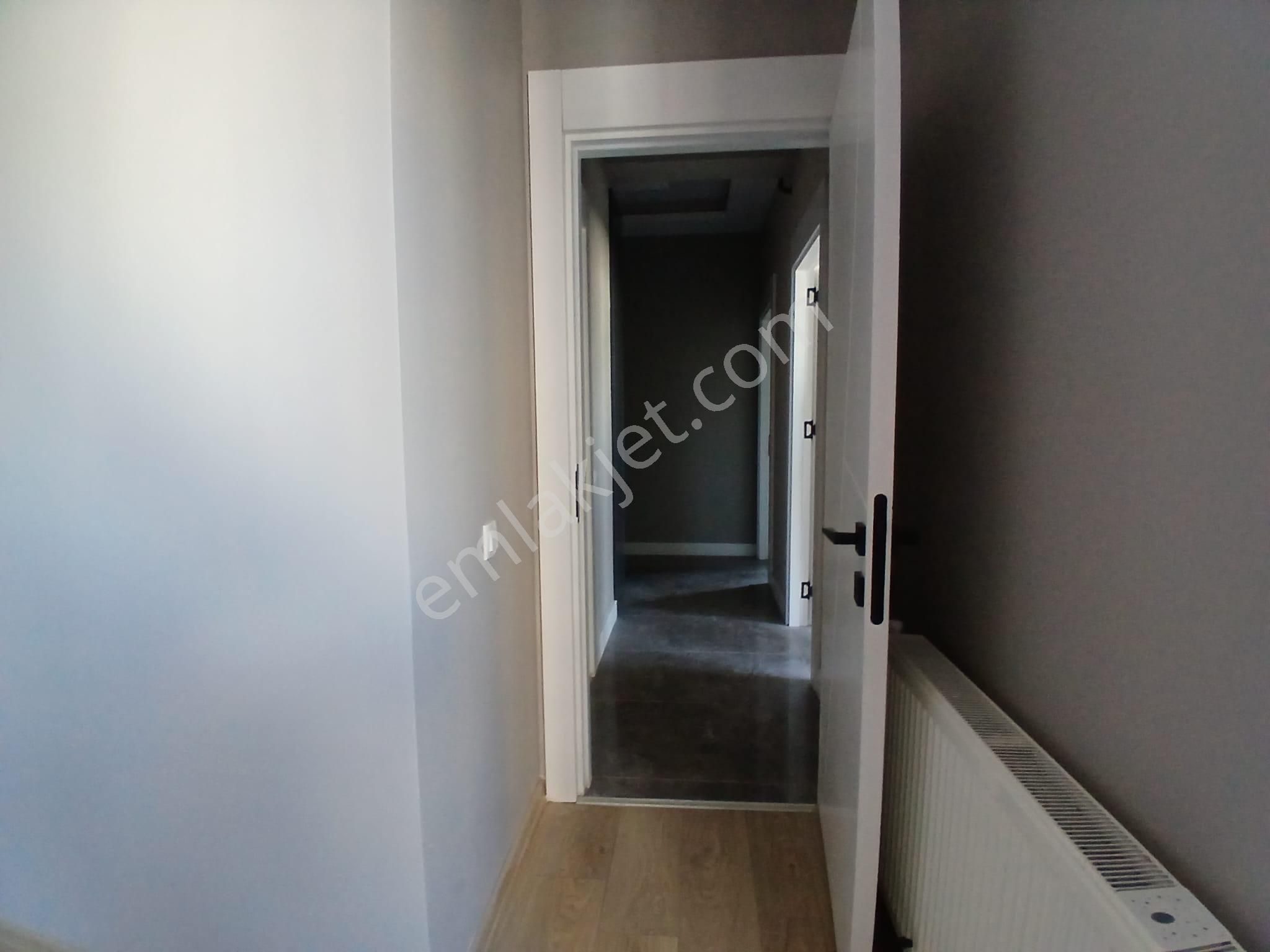 Tece Deniz Mah.de Denize 200 Mt. Mesafe'de Sosyal Aktiviteli 2+1 - Görsel 12