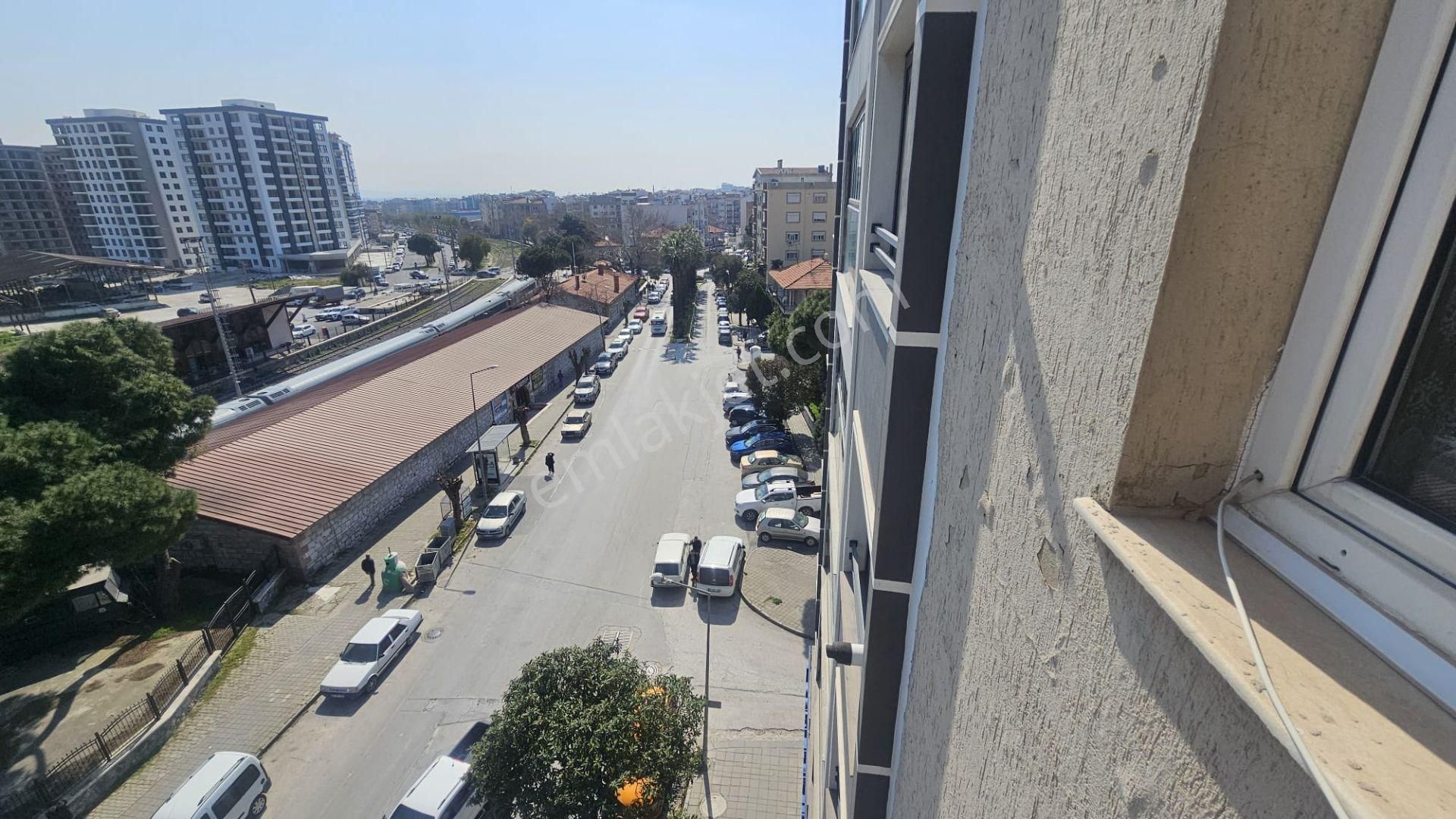 Söke Emlak Ofisisınden Atatürk Mahallesi Satılık Daire - Görsel 3