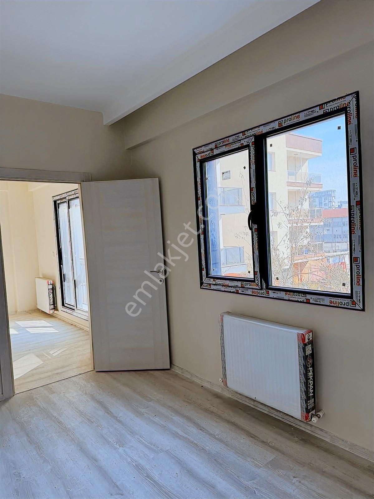 Seyrek 2+1 Açık Mutfaklı Sıfır 2 Cepheli Daire - Görsel 9