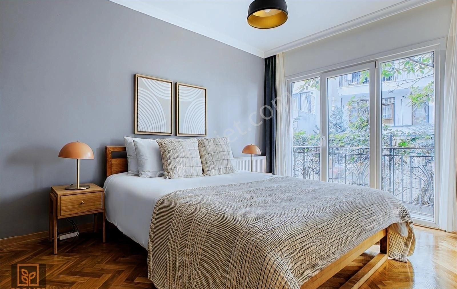 Çukurcuma Masumiyet Müzesi Sokağında Yeni Binada Full Eşyalı 1+1 - Görsel 3