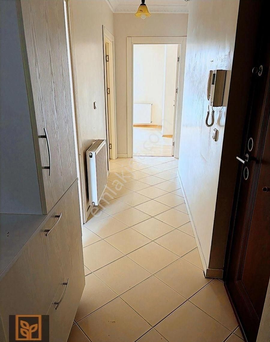 Kartal Esentepe'de Satılık 2+1 Kiracısız Metro Marmaray Adliye - Görsel 8