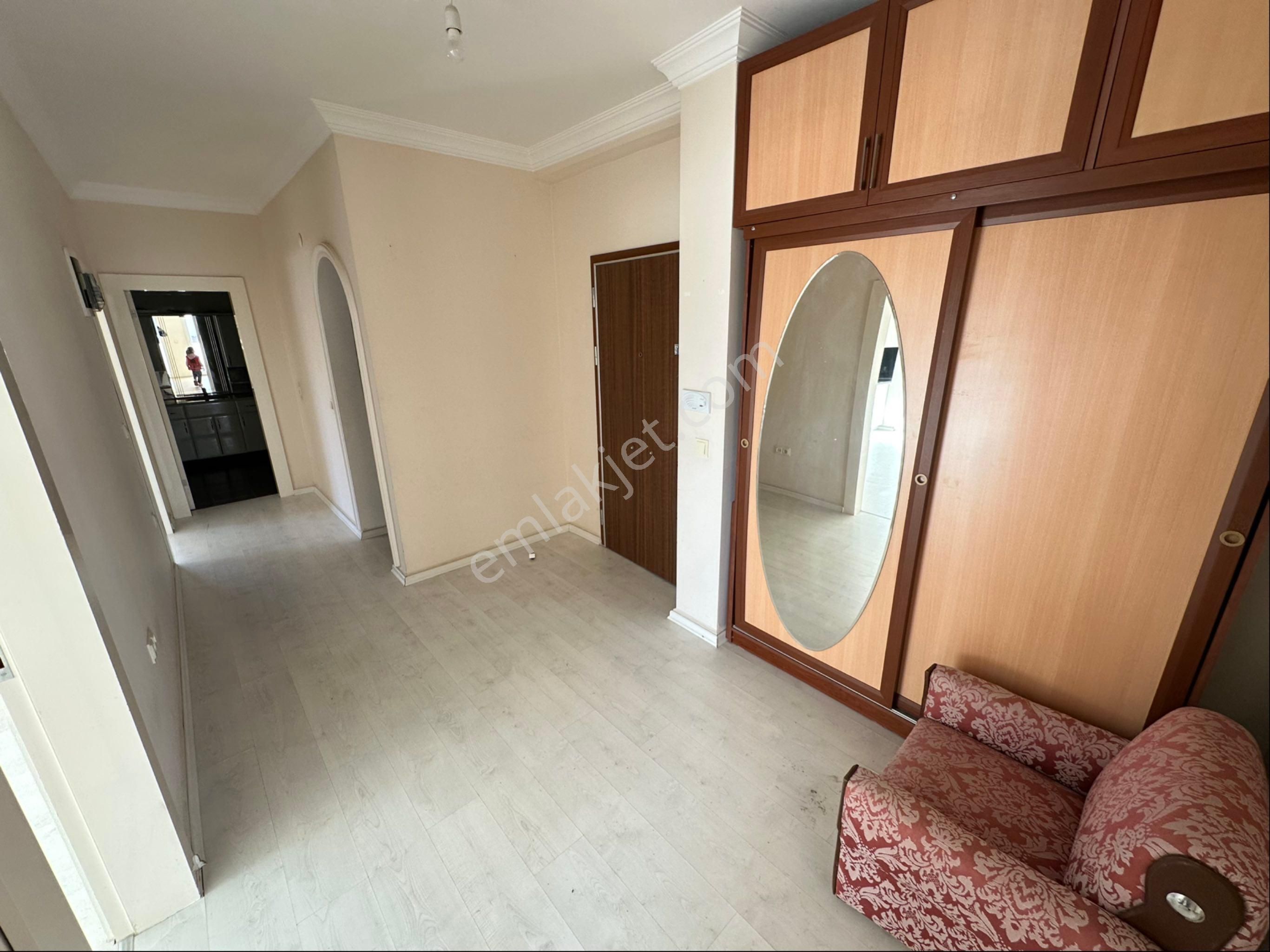 Kiralık 3+1 Daire Ayrı Mutfak - Görsel 10