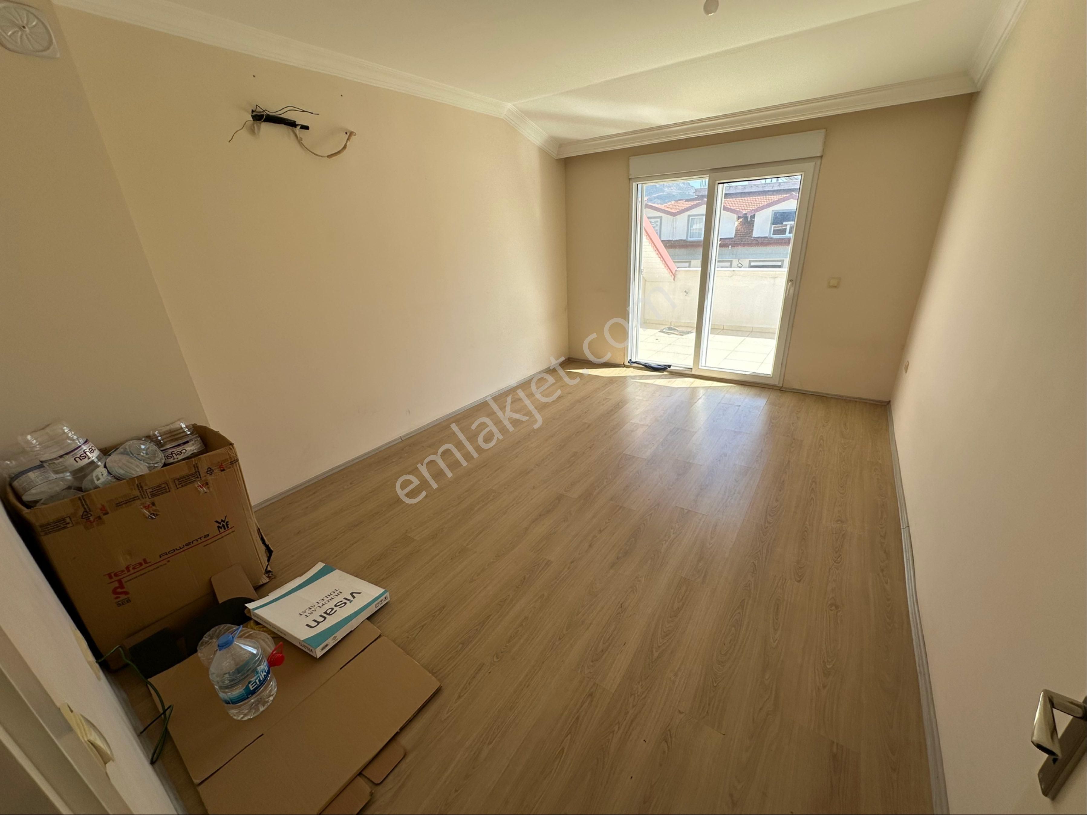 Kiralık 3+1 Daire Ayrı Mutfak - Görsel 3