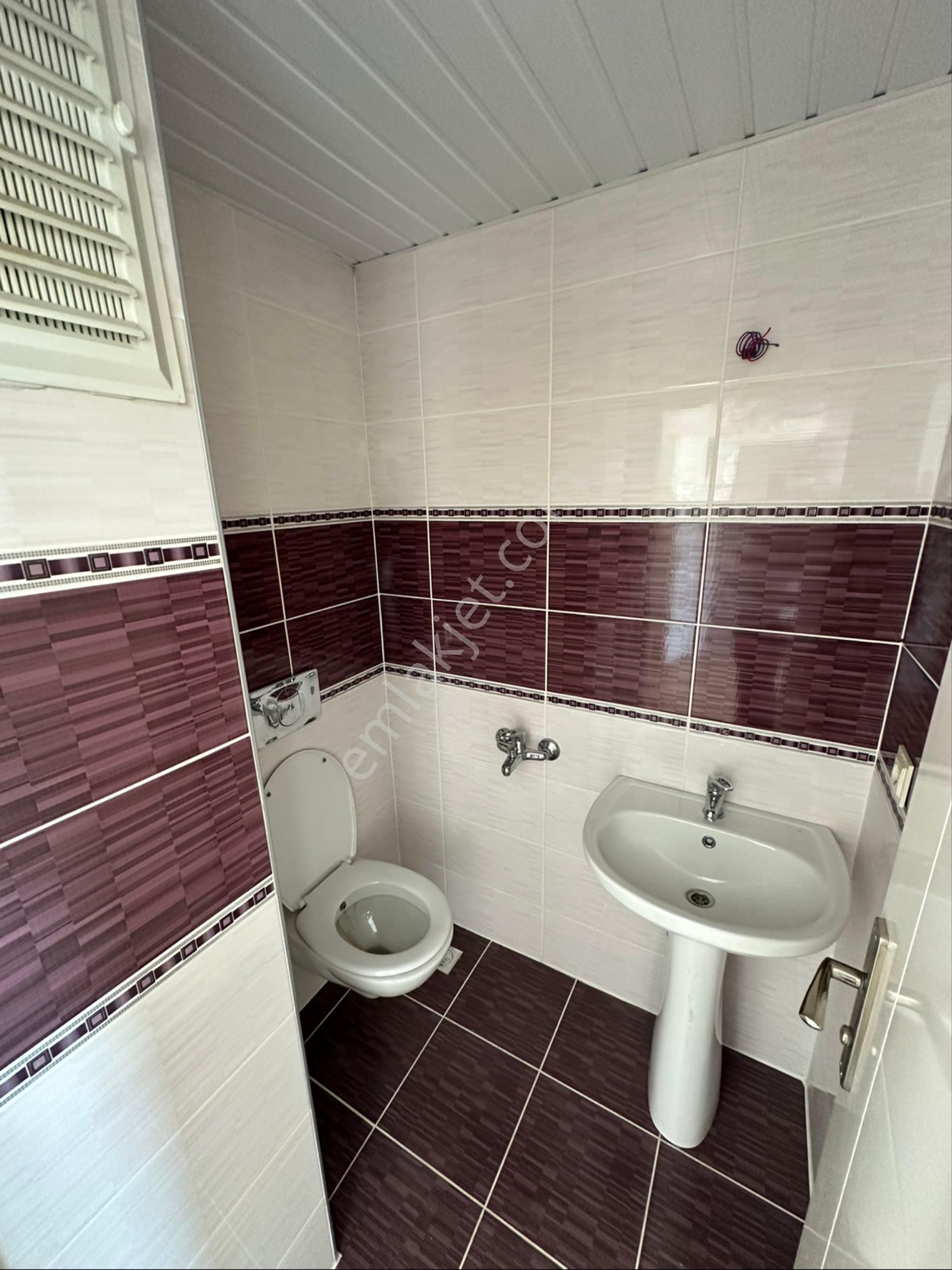 Kiralık 3+1 Daire Ayrı Mutfak - Görsel 12