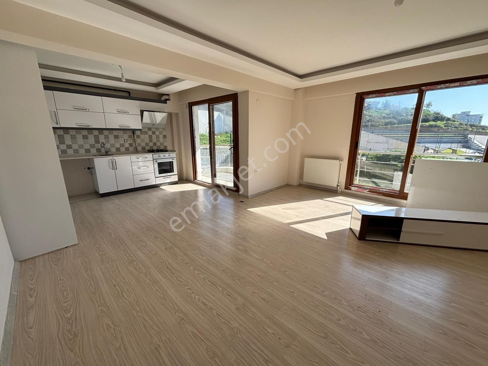 Aym Yanı 3+1 Ferah Kiralık Daire