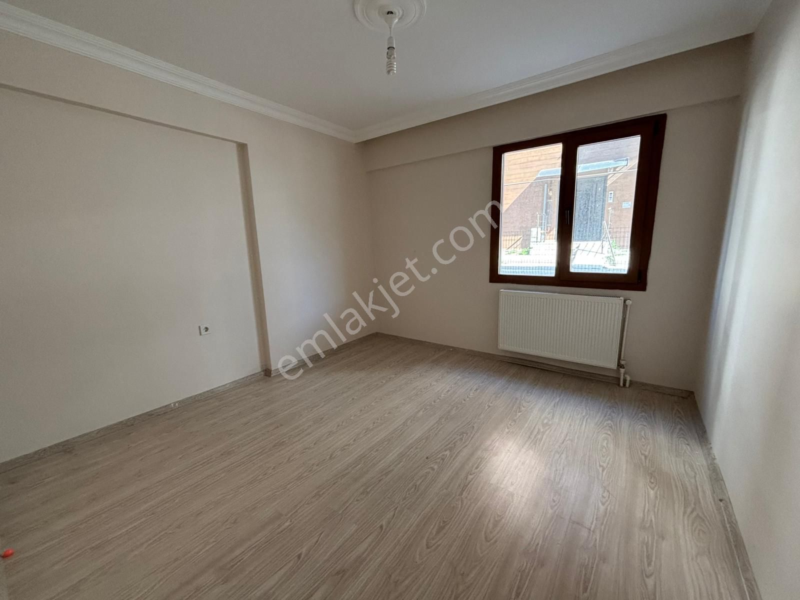 Aym Yanı 3+1 Ferah Kiralık Daire - Görsel 7