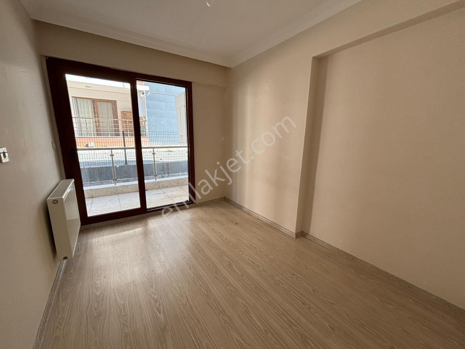 Aym Yanı 3+1 Ferah Kiralık Daire - Görsel 5