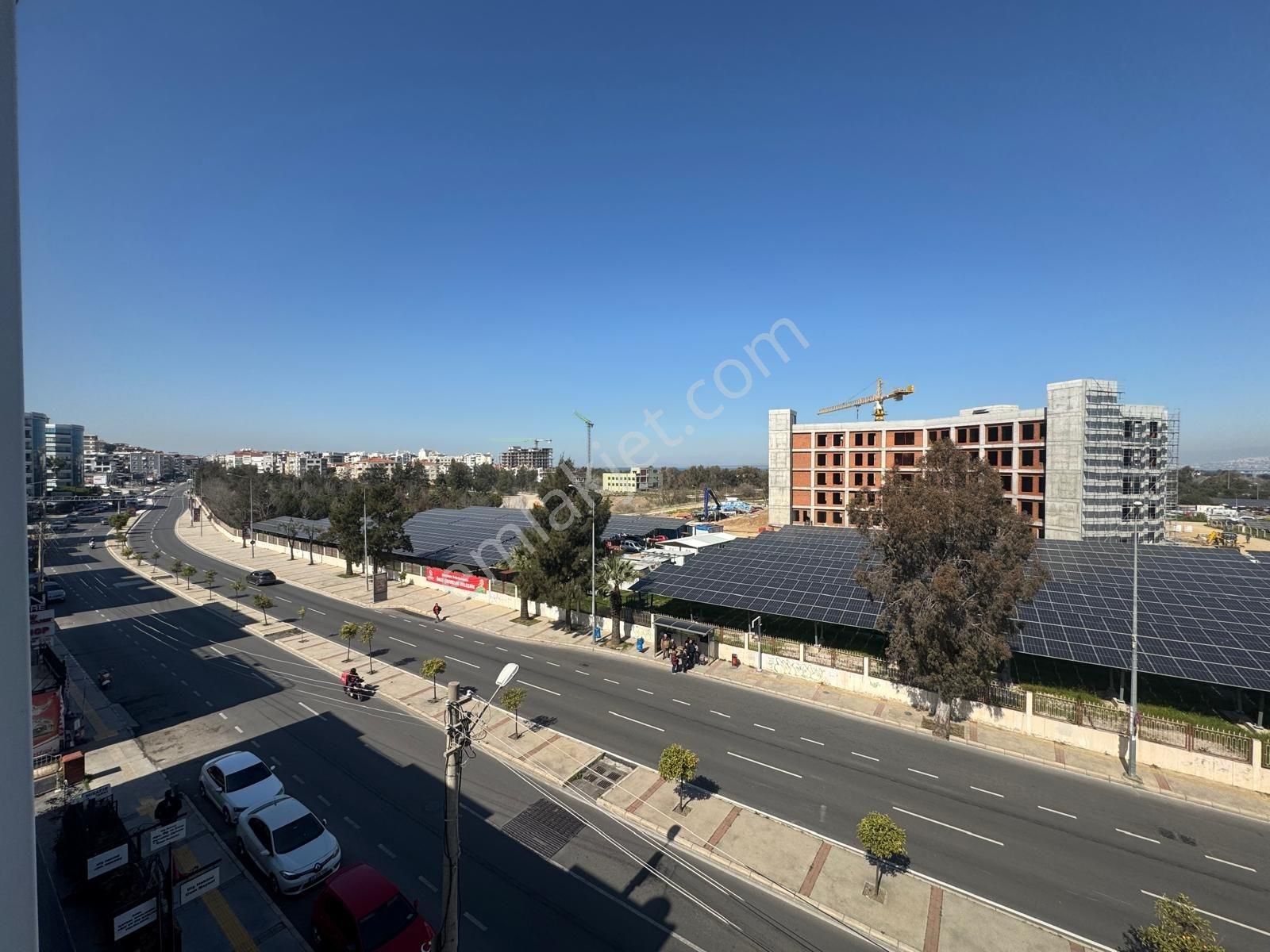 Narlıdere Ilıca Mahallesi 2+1 Full Eşyalı Kiralık Daire - Görsel 11