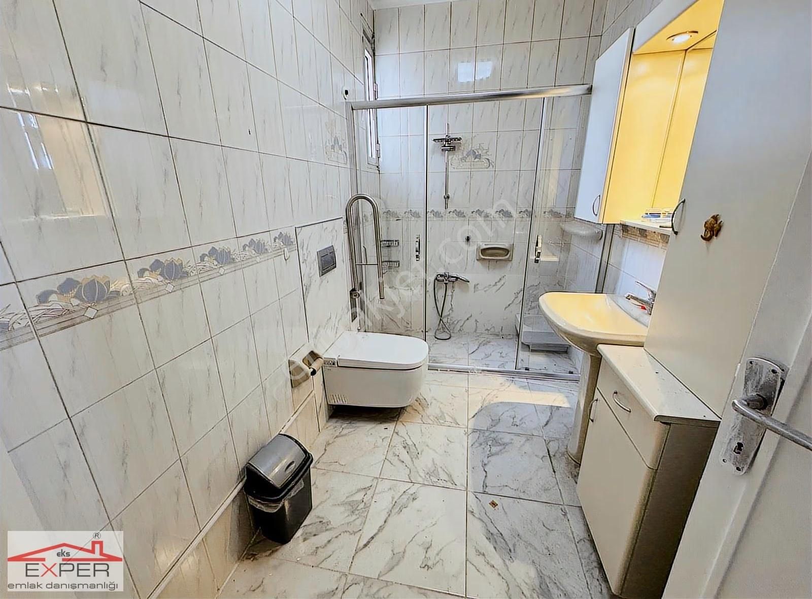 Valikonağı Caddesi Üzerinde,mükemmel Manzaralı 150m2,bakımlı 3+1 - Görsel 23