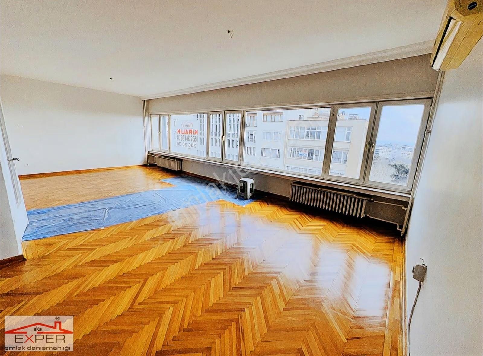 Valikonağı Caddesi Üzerinde,mükemmel Manzaralı 150m2,bakımlı 3+1 - Görsel 24