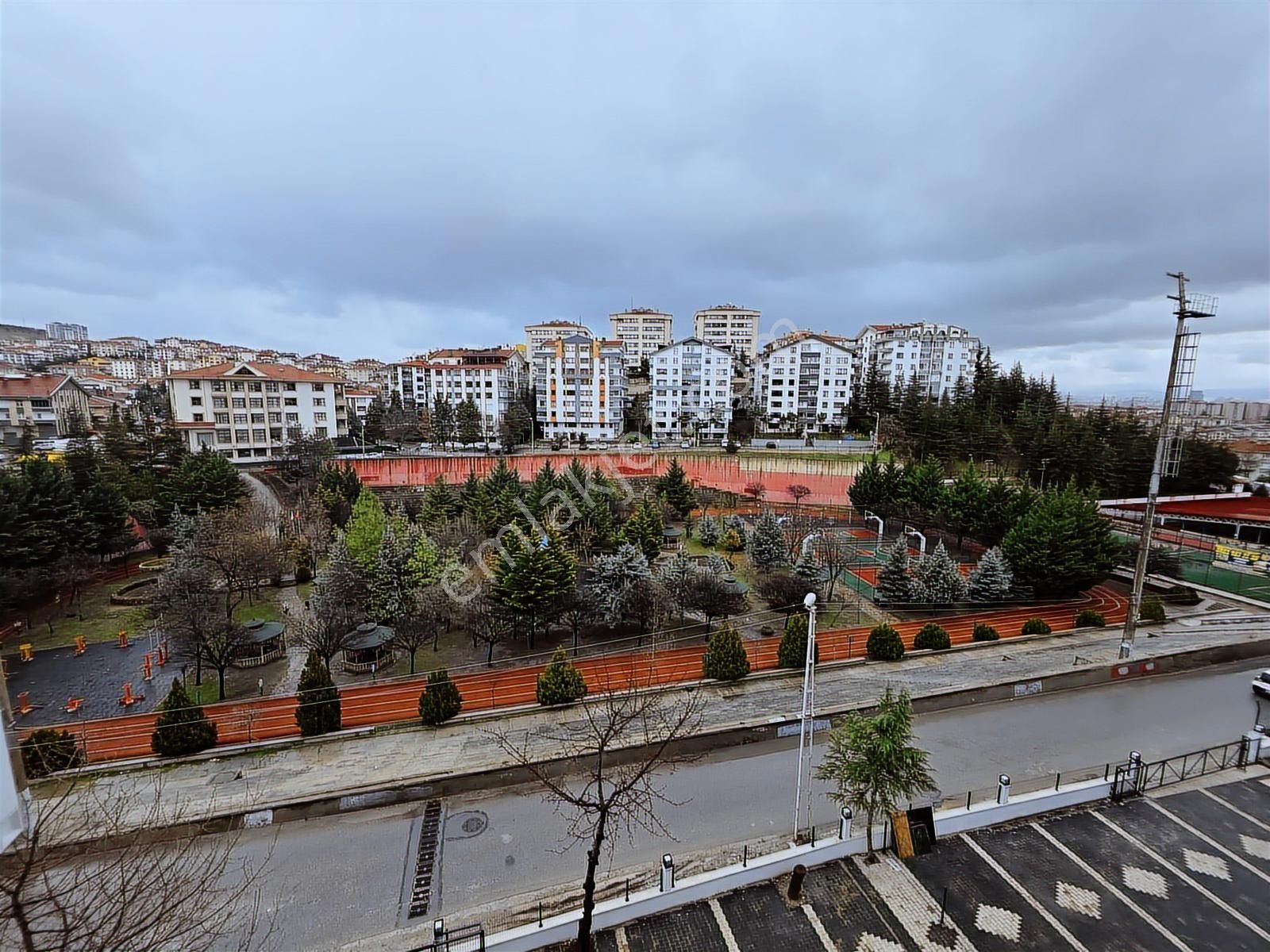 Etlik Lokman Hekim Hastanesi Yanında Katta Yapılı 3+1 Kiralık - Görsel 34