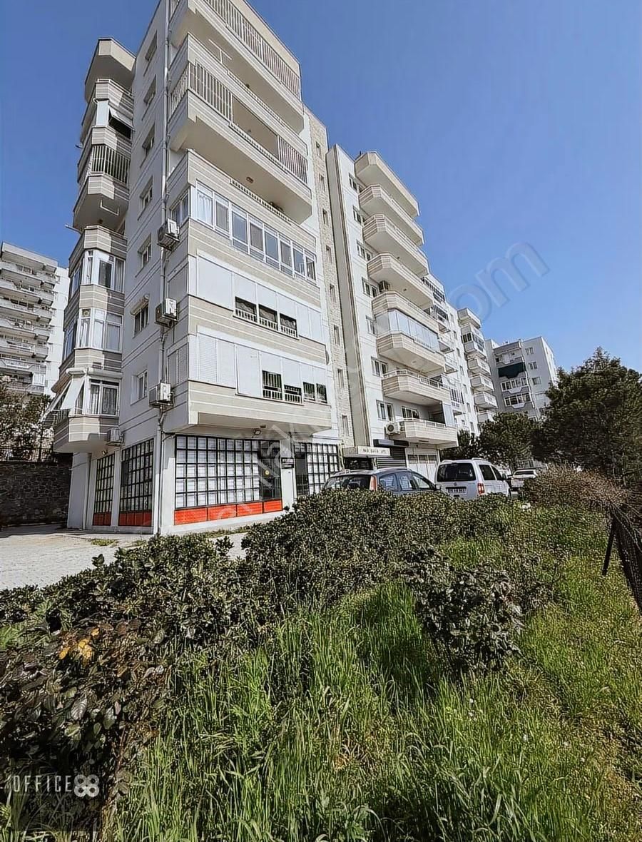 Egekent 2 De İzbana Ve Anadolu Caddesine Yürüme Mesafesinde 3+1