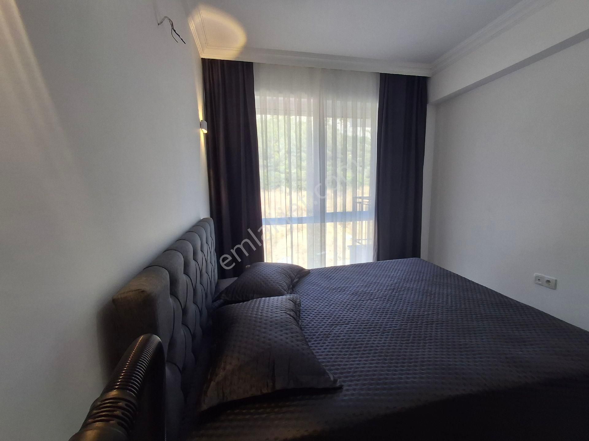 Kuşadası Kirazlı Yolunda Full Eşyalı Kiralık 1 +1 Daire - Görsel 8