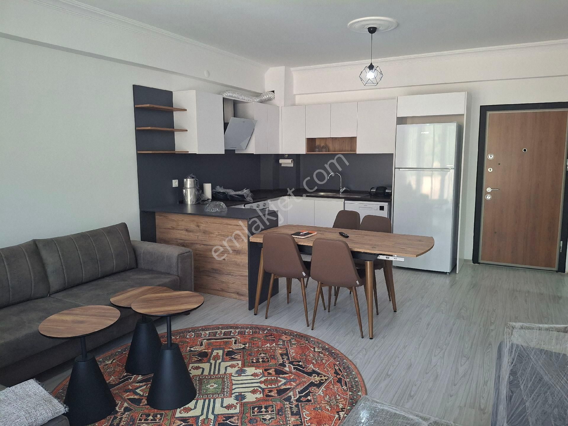 Kuşadası Kirazlı Yolunda Full Eşyalı Kiralık 1 +1 Daire - Görsel 15