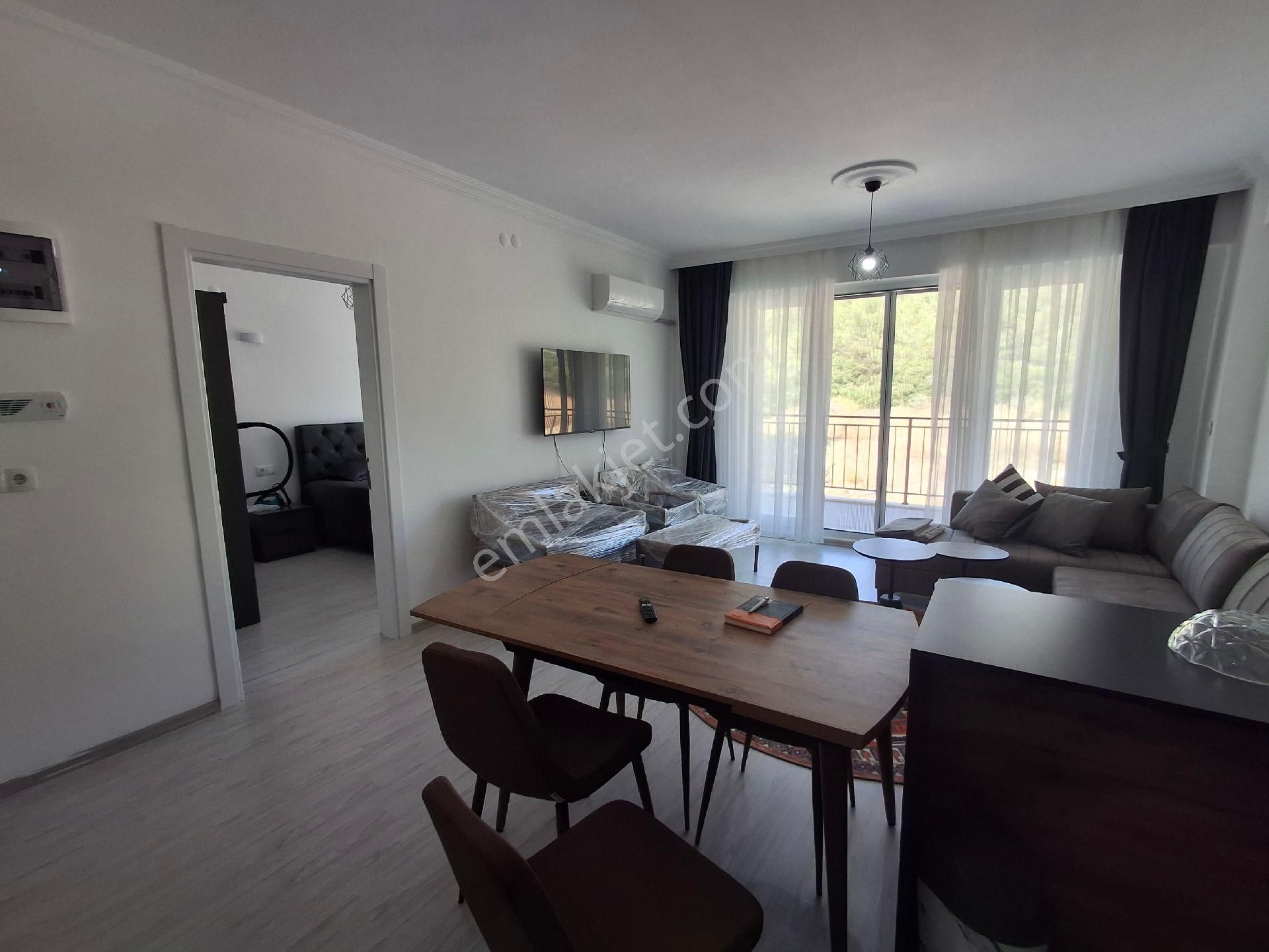 Kuşadası Kirazlı Yolunda Full Eşyalı Kiralık 1 +1 Daire - Görsel 12