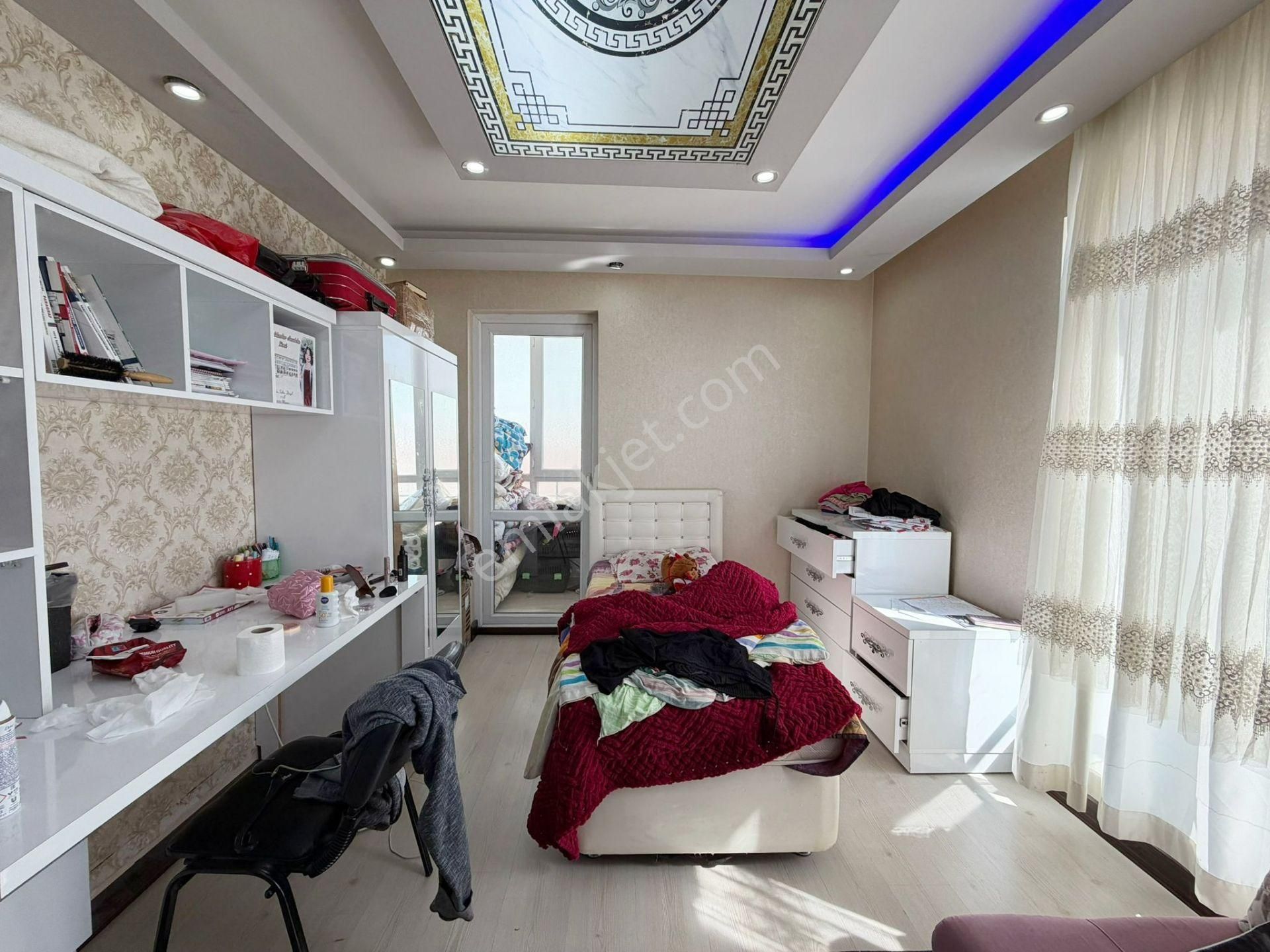 Ankara Keciörende Çok Acill Satılık Katta 3+1 Çift Banyolu - Görsel 24