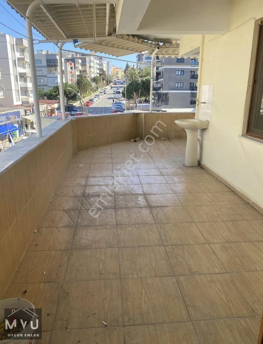 Aliağa Merkezde Kiralık 3+1 Firmalara Kiralık Arakat Daire - Görsel 2