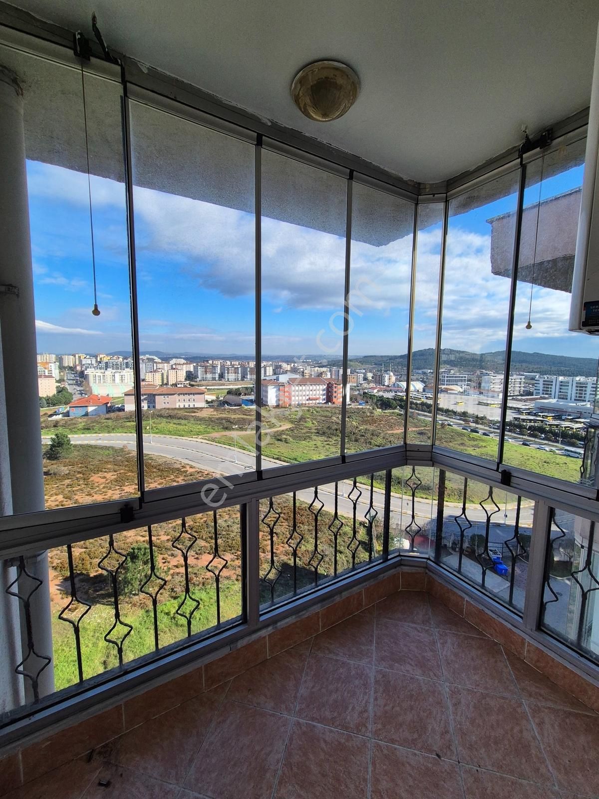 Lense Yakın Aile Sitesi Yüksek Kat Manzaralı Temiz Kiralık 3+1 - Görsel 29