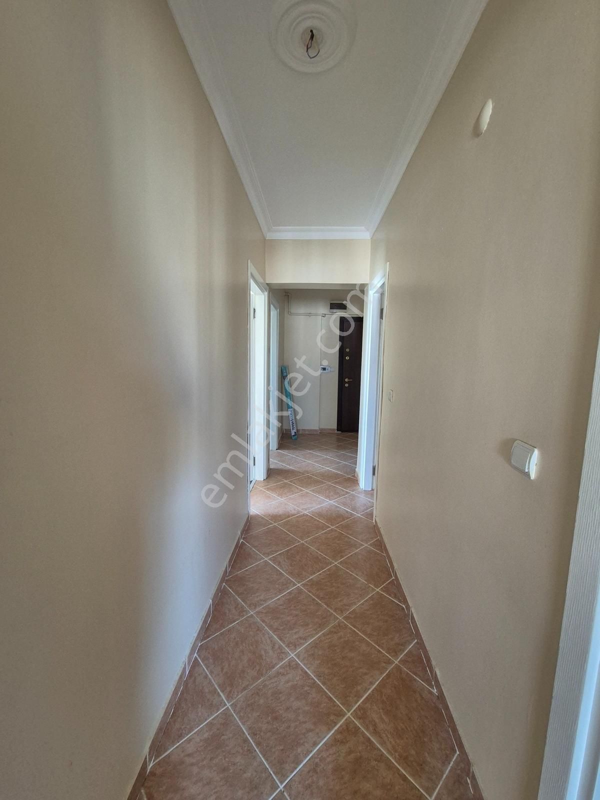 Lense Yakın Aile Sitesi Yüksek Kat Manzaralı Temiz Kiralık 3+1 - Görsel 20