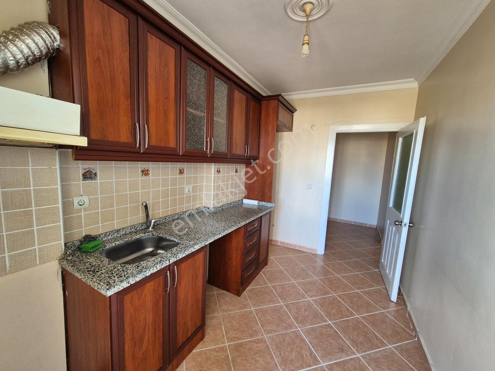 Lense Yakın Aile Sitesi Yüksek Kat Manzaralı Temiz Kiralık 3+1 - Görsel 17