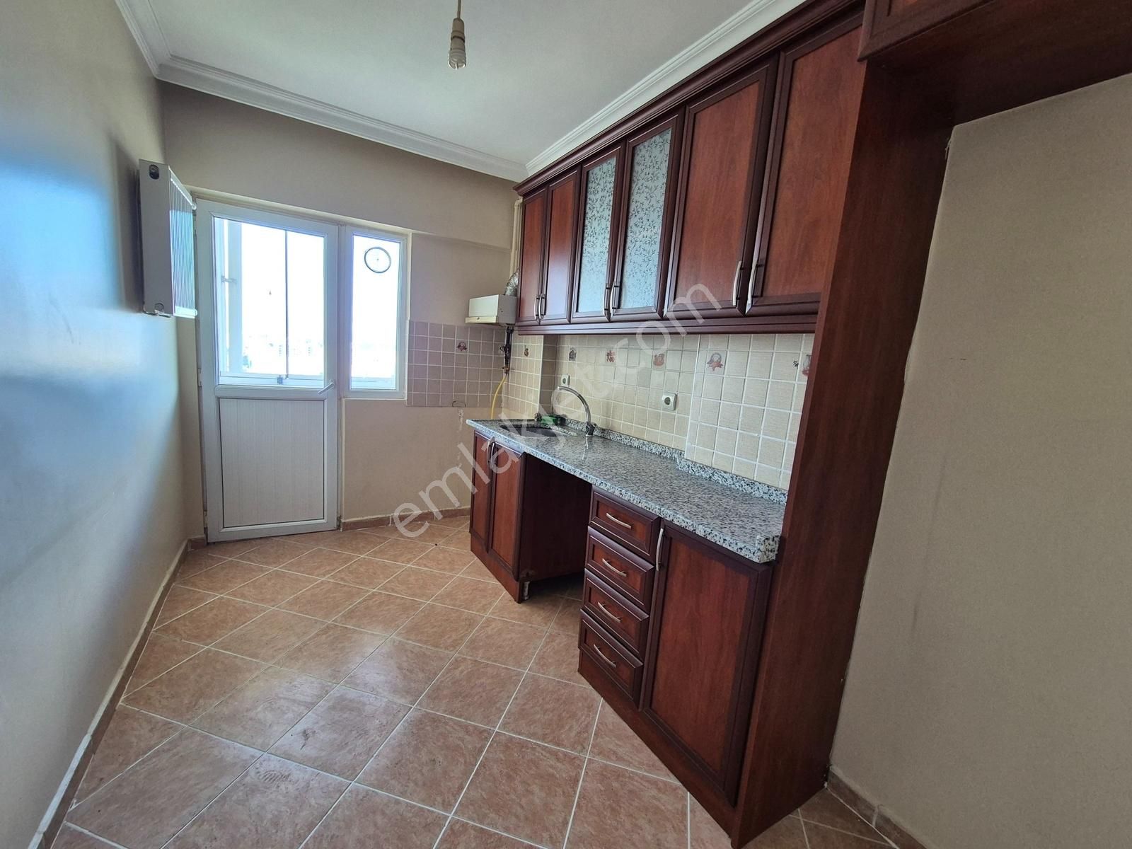 Lense Yakın Aile Sitesi Yüksek Kat Manzaralı Temiz Kiralık 3+1 - Görsel 11