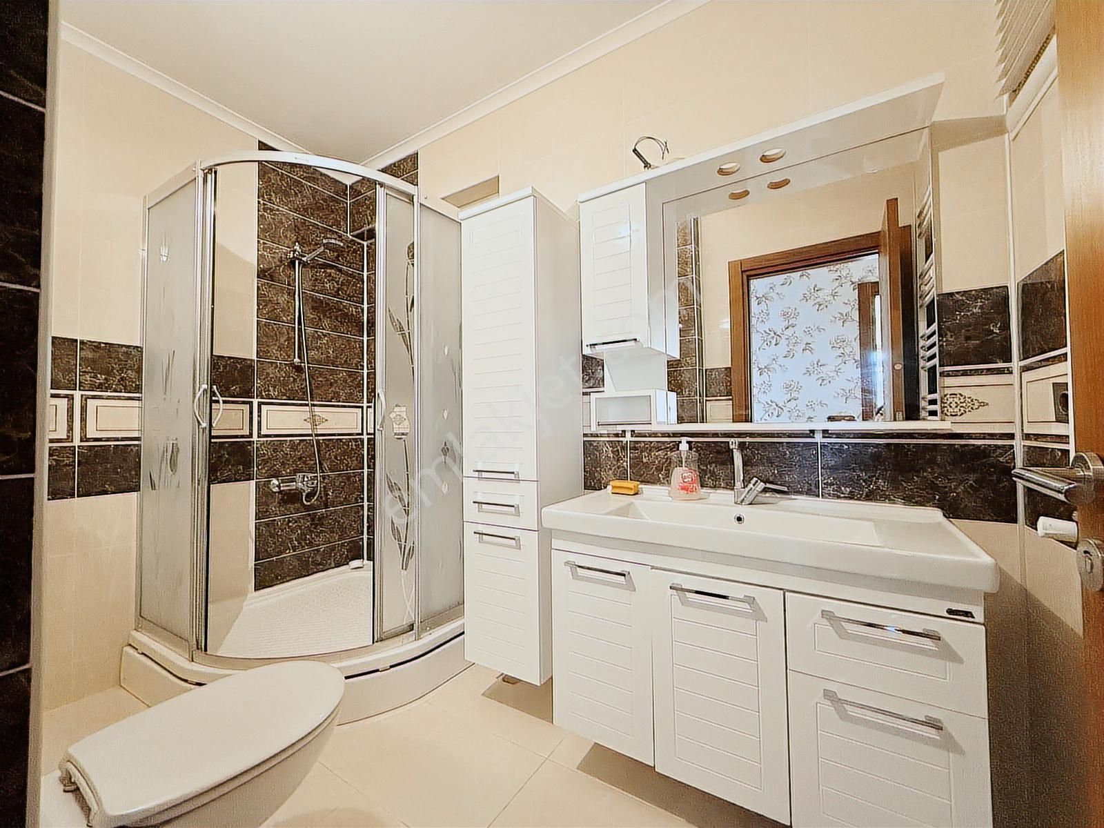 Söğütlüde Denize Yakın Şehir Manzaralı 5+2 | Tekce - Görsel 17