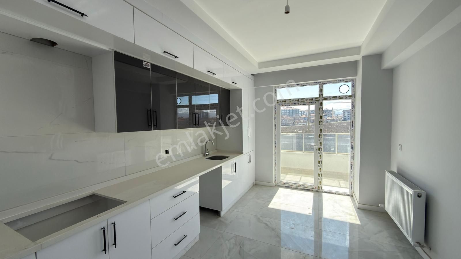 Atlas Emlak'tan Site İçinde Önü Açık Cephe Satılık Daire 2+1 - Görsel 27