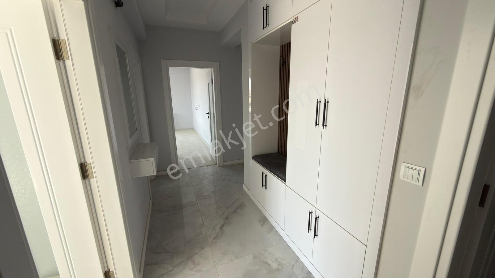 Atlas Emlak'tan Site İçinde Önü Açık Cephe Satılık Daire 2+1 - Görsel 18