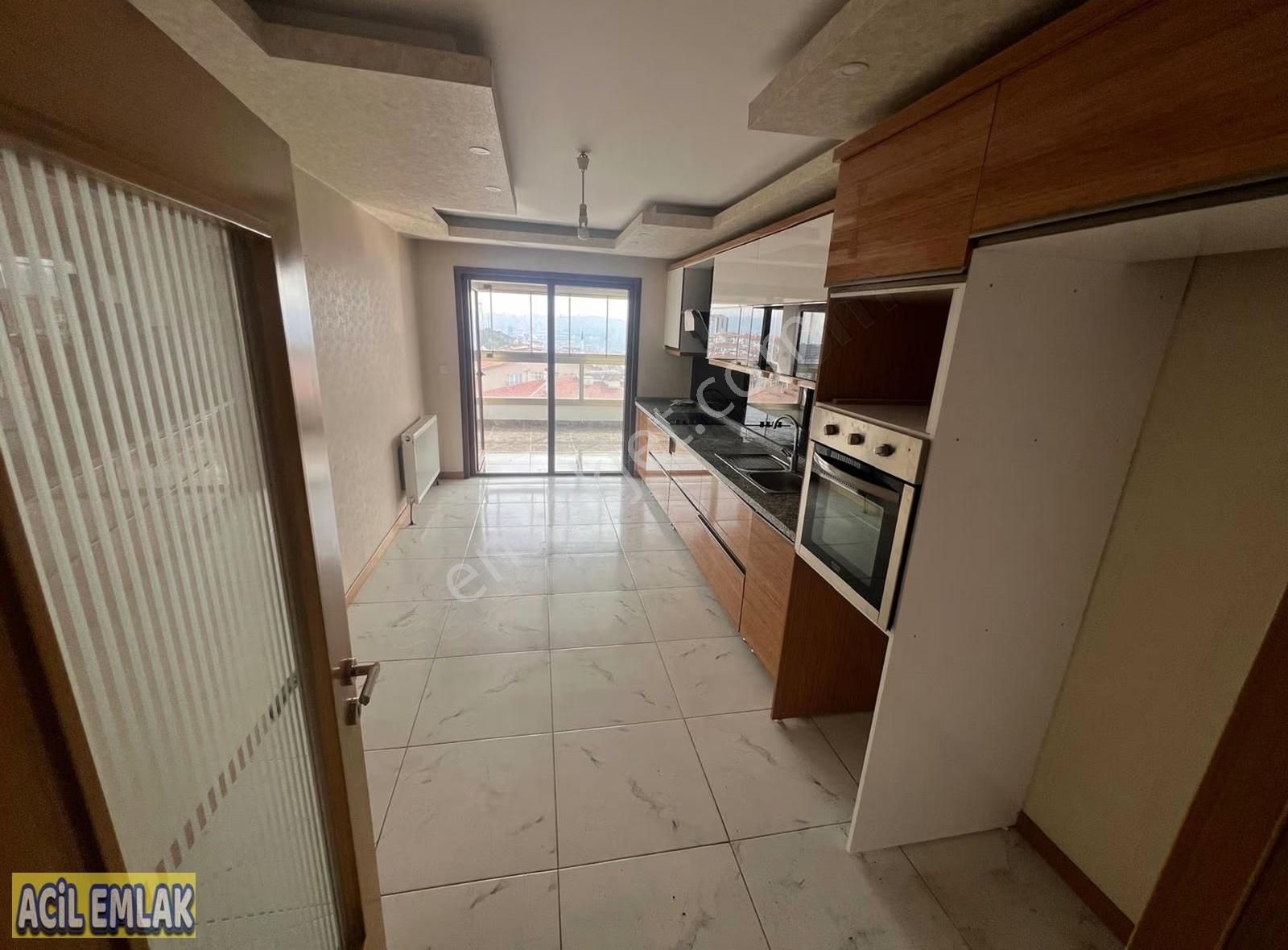 Kuşcağız Şelale Park Evlerinde Şehir Manzaralı Teras Balkonlu - Görsel 21