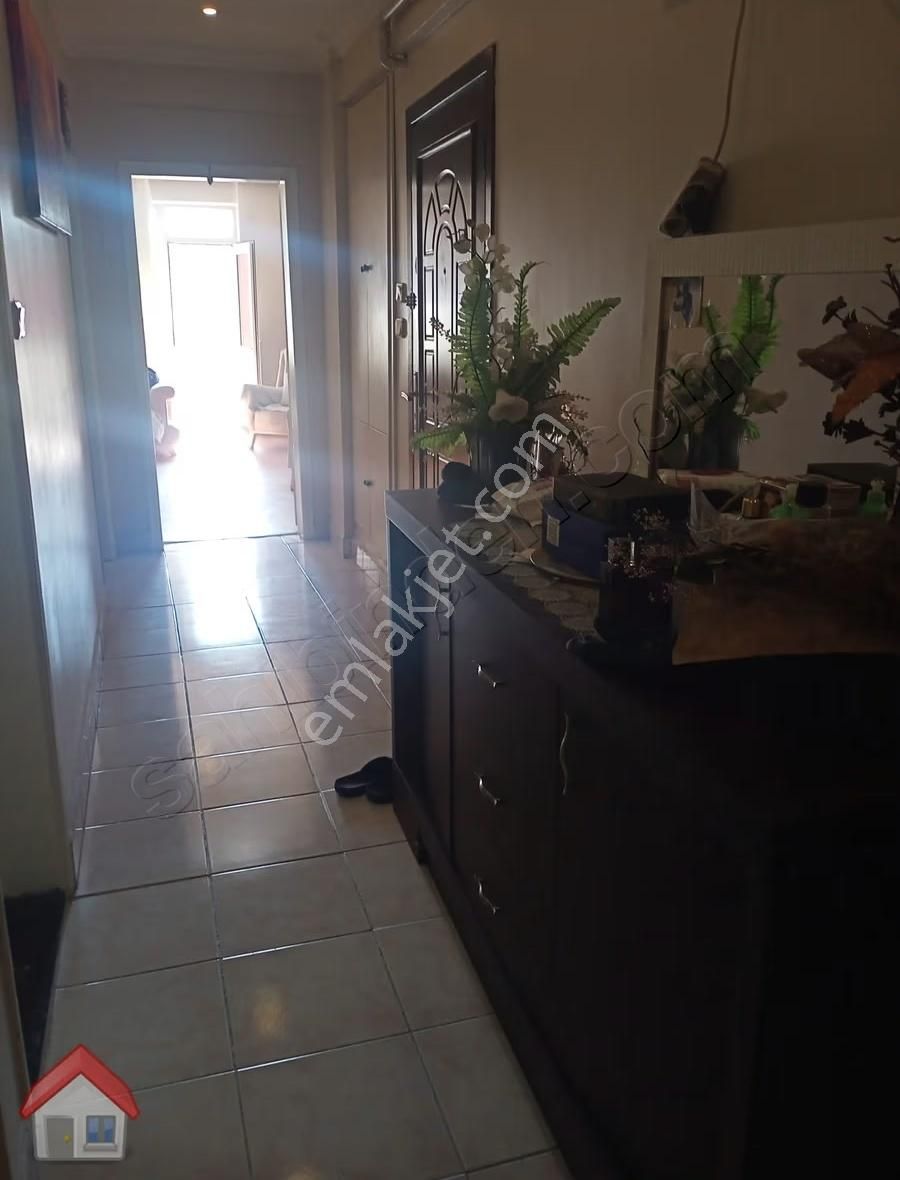Sultan Selim Mah. 90m2 Full Eşyalı 2+1 Çift Balkon,çift Wc - Görsel 4