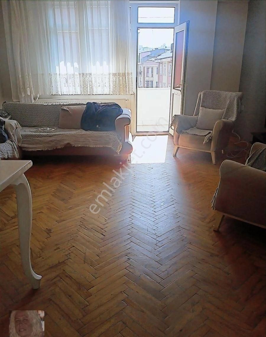 Sultan Selim Mah. 90m2 Full Eşyalı 2+1 Çift Balkon,çift Wc - Görsel 12