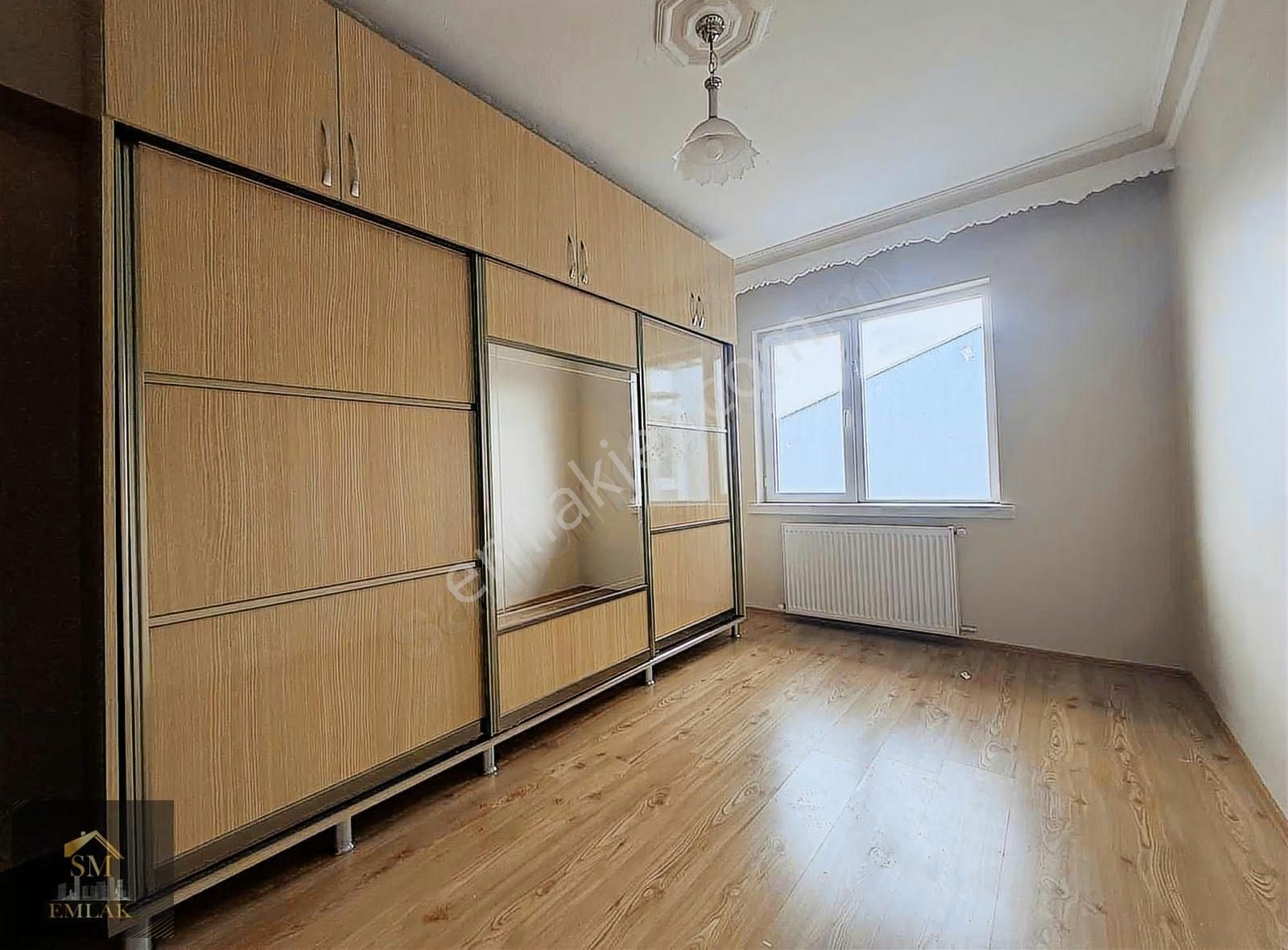 Topçu Göbekte 2+1 Katta Temiz Yapılı Kiralık Daire - Görsel 2